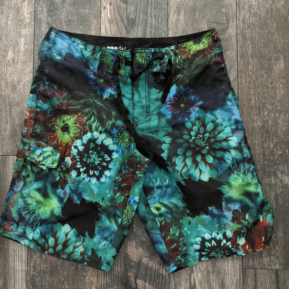 Mens NWOT Board Shorts